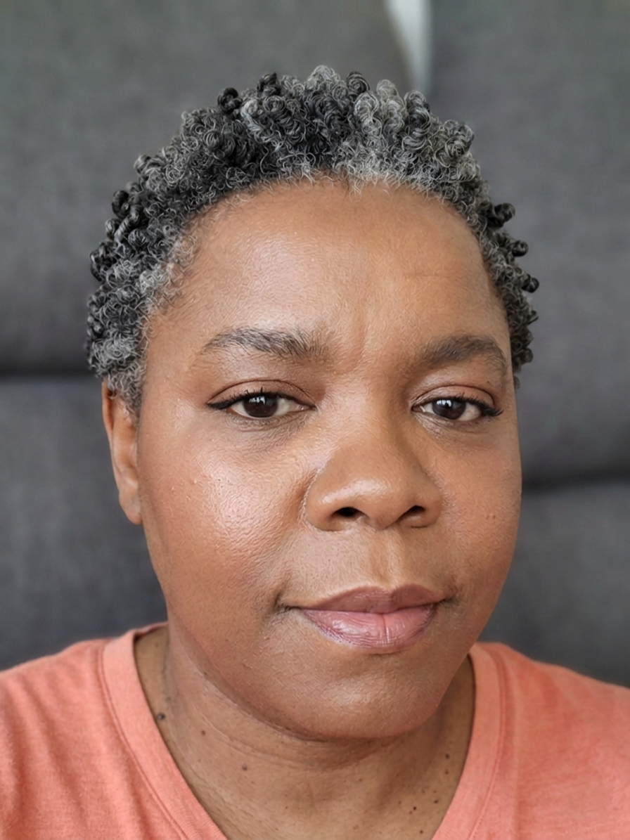 Tabita, auxiliaire de puériculture et creatrice de MonUniversDouceur